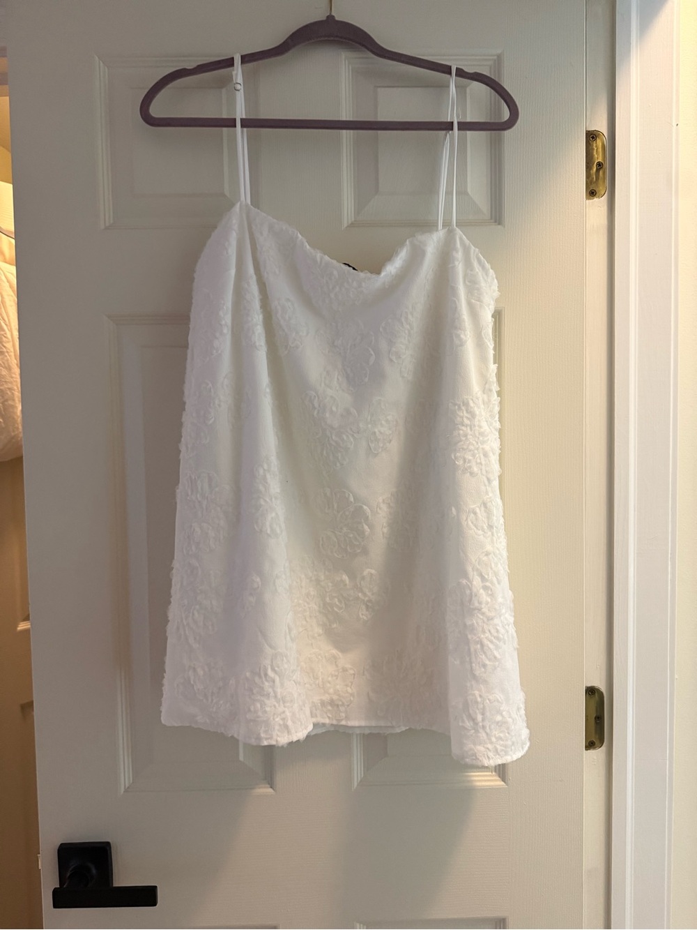 Lucy In The Sky White Floral Appliqué Spaghetti Strap dress